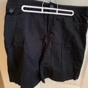 Croft & Barrow Women's Black Shorts